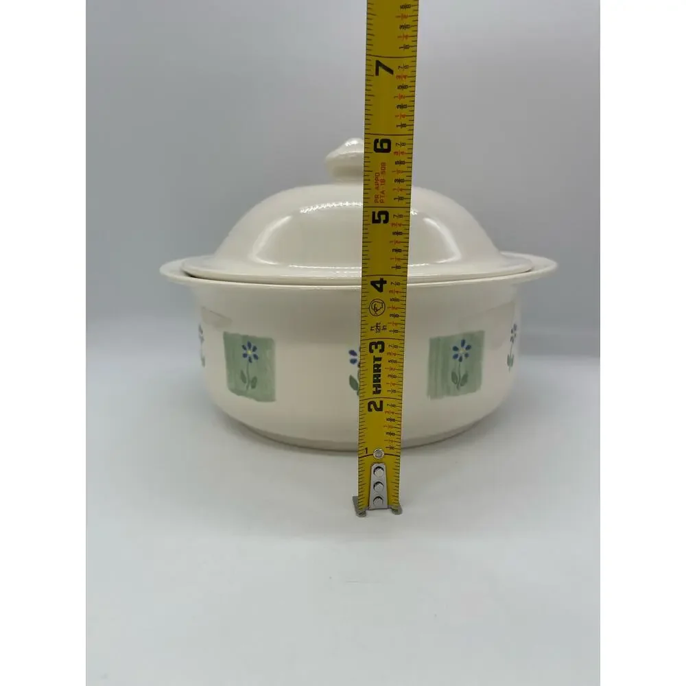 Pfaltzgraff Cloverhill Casserole / Serving Dish Bowl with Lid